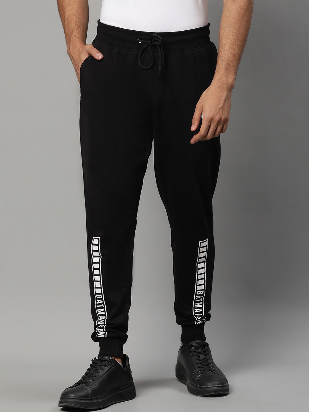 

Free Authority Men Batman Printed Mid Rise Joggers, Black
