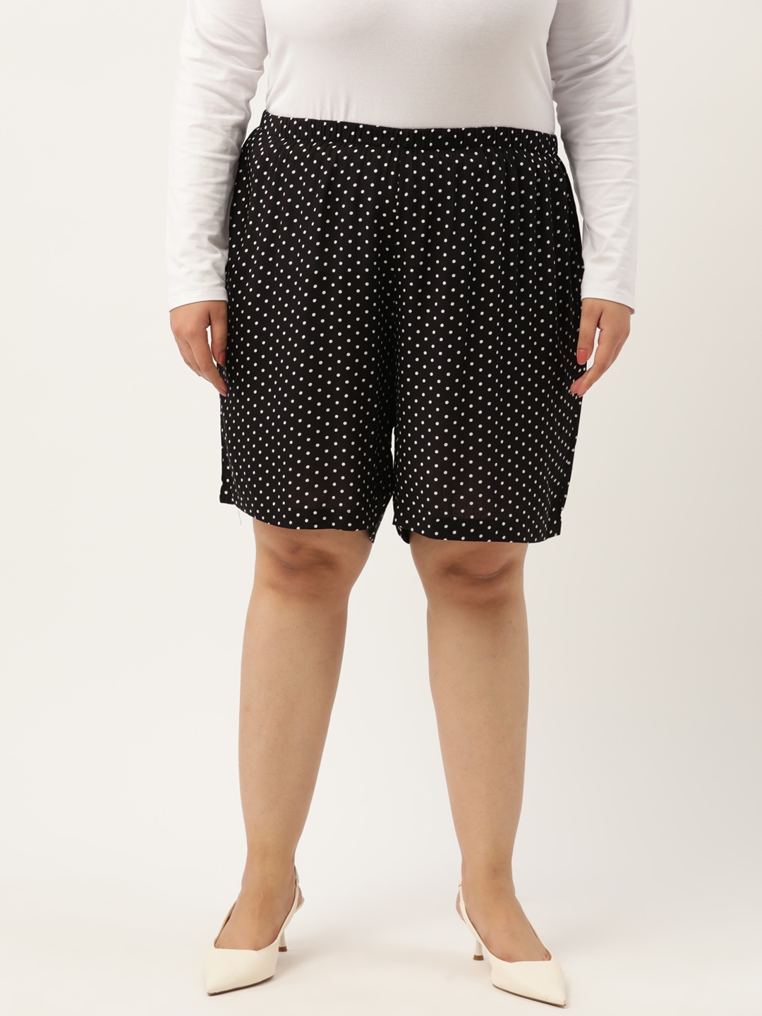 

theRebelinme Plus Size Polka Dots Printed High-Rise Shorts, Black