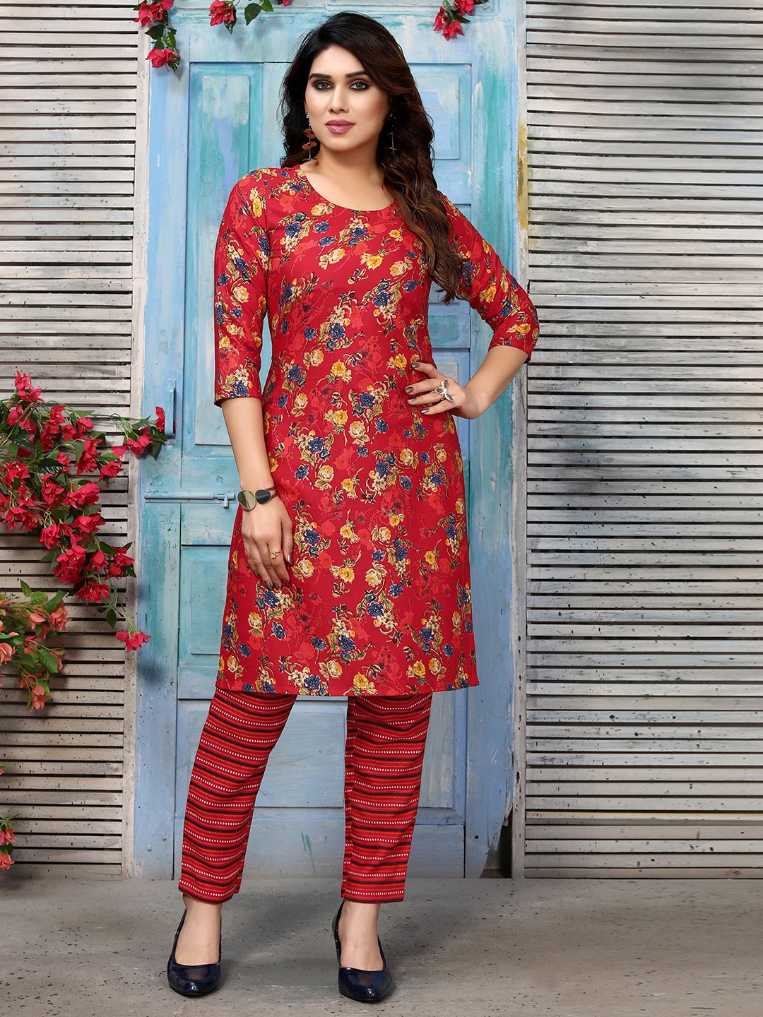 

KALINI Floral Printed Straight Kurta with Trousers, Red