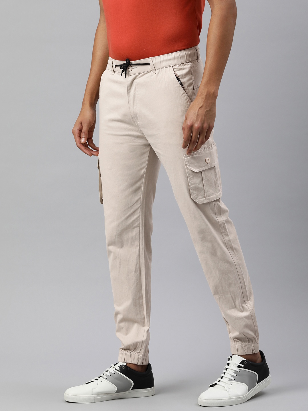 

ADBUCKS Men High-Rise Joggers, Off white