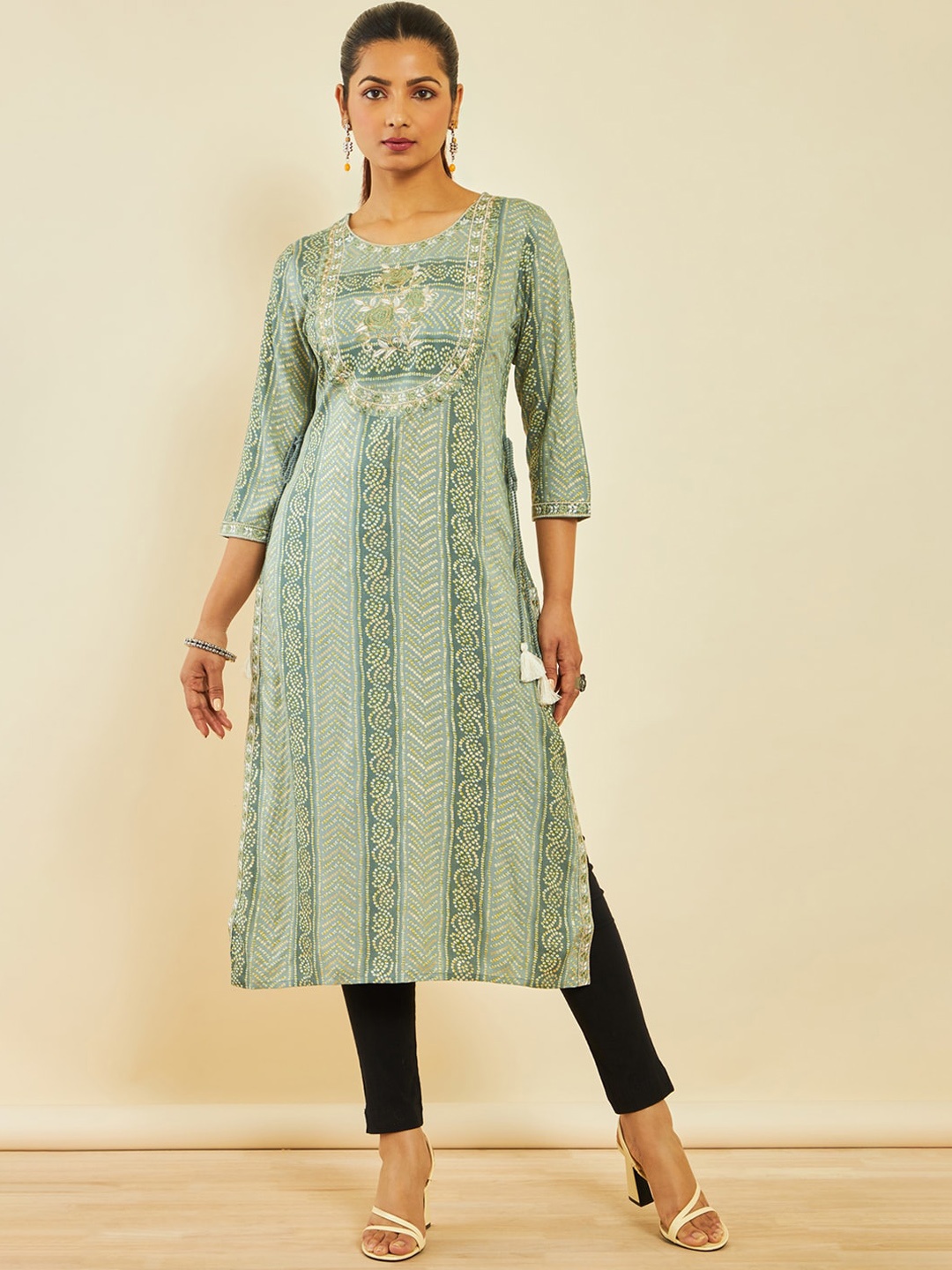 

Soch Bandhani Printed Thread Work Kurta, Olive