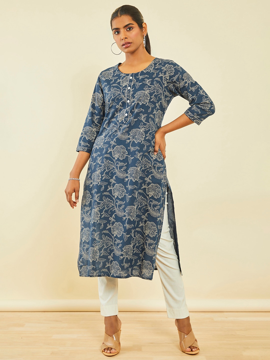 

Soch Floral Printed Gotta Patti Straight Cotton Kurta, Blue