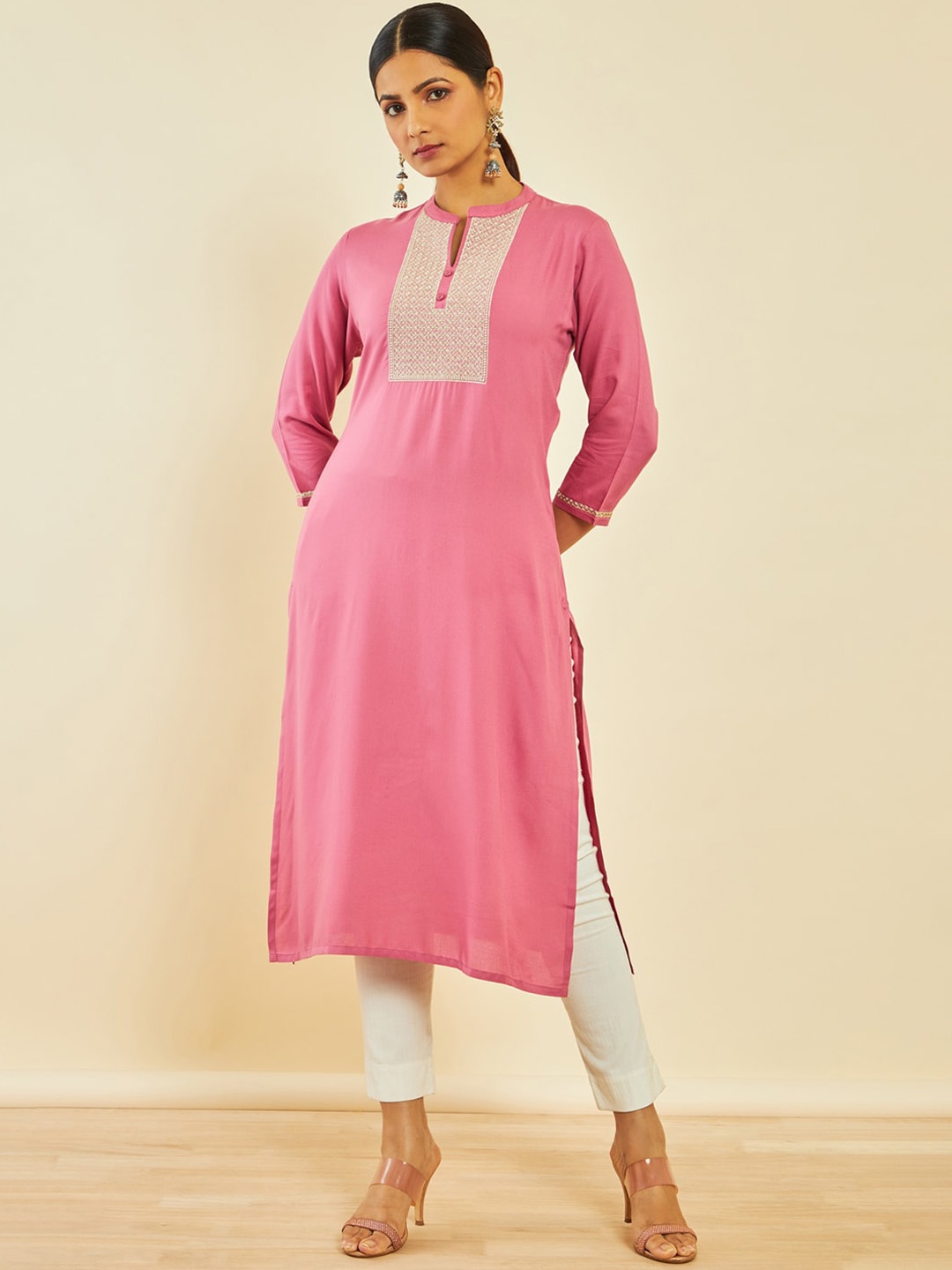 

Soch Ethnic Motifs Yoke Design Sequined Thread Work Kurta, Pink