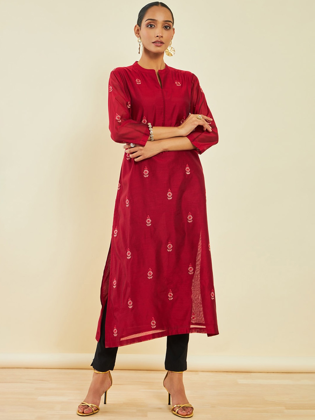 

Soch Floral Embroidered Chanderi Silk Kurta, Maroon