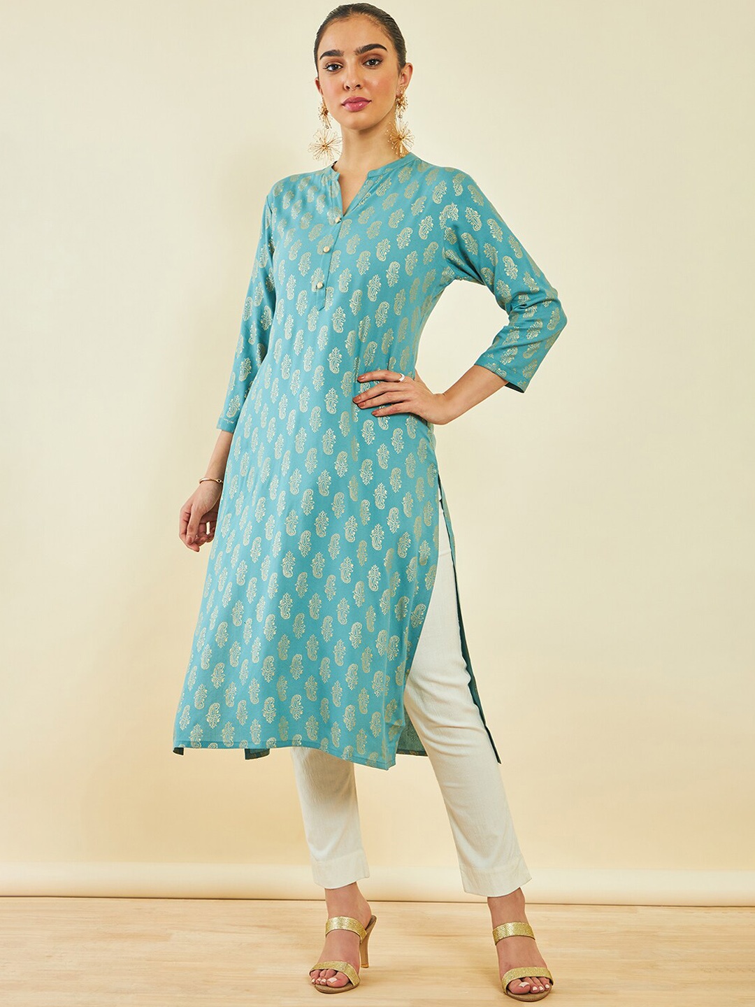 

Soch Women Ethnic Motifs Printed Mandarin Collar Straight Kurta, Teal