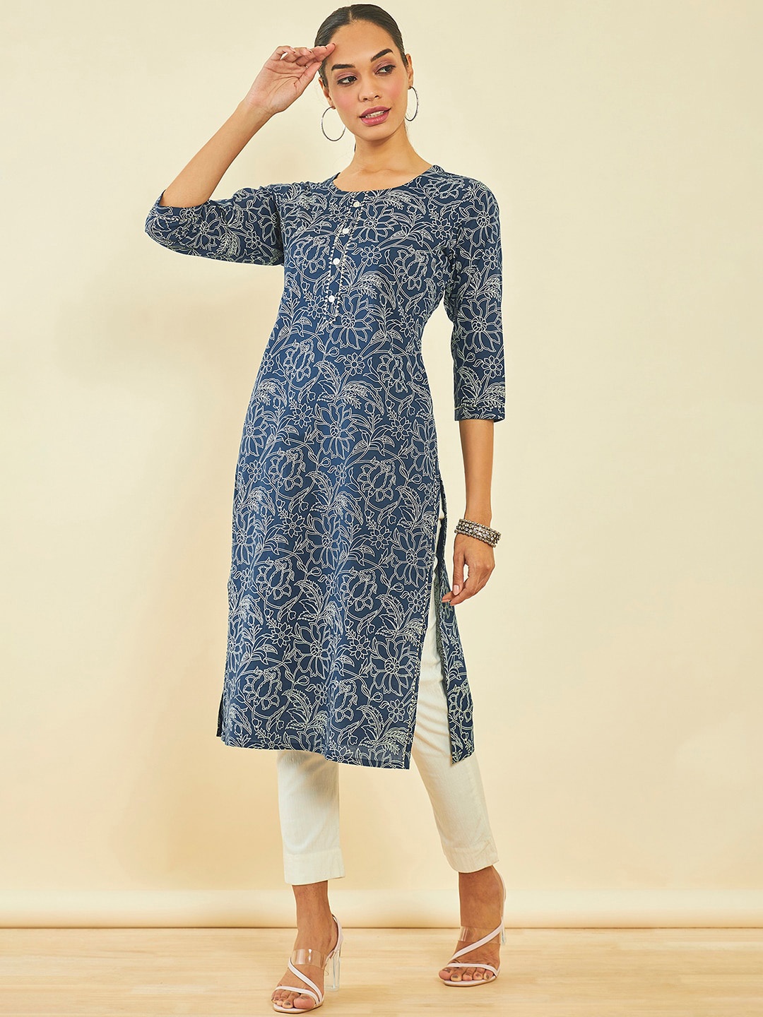 

Soch Floral Printed Gotta Patti Cotton Straight kurta, Blue
