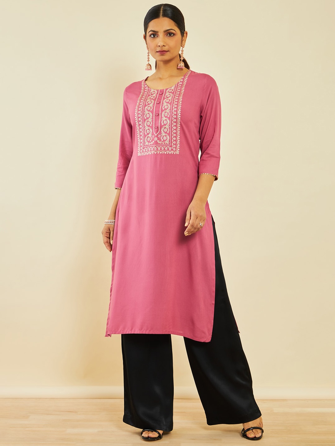 

Soch Ethnic Motifs Embroidered Gotta Patti Kurta, Pink