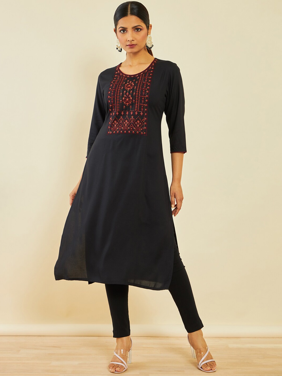 

Soch Floral Embroidered Straight Kurta, Black