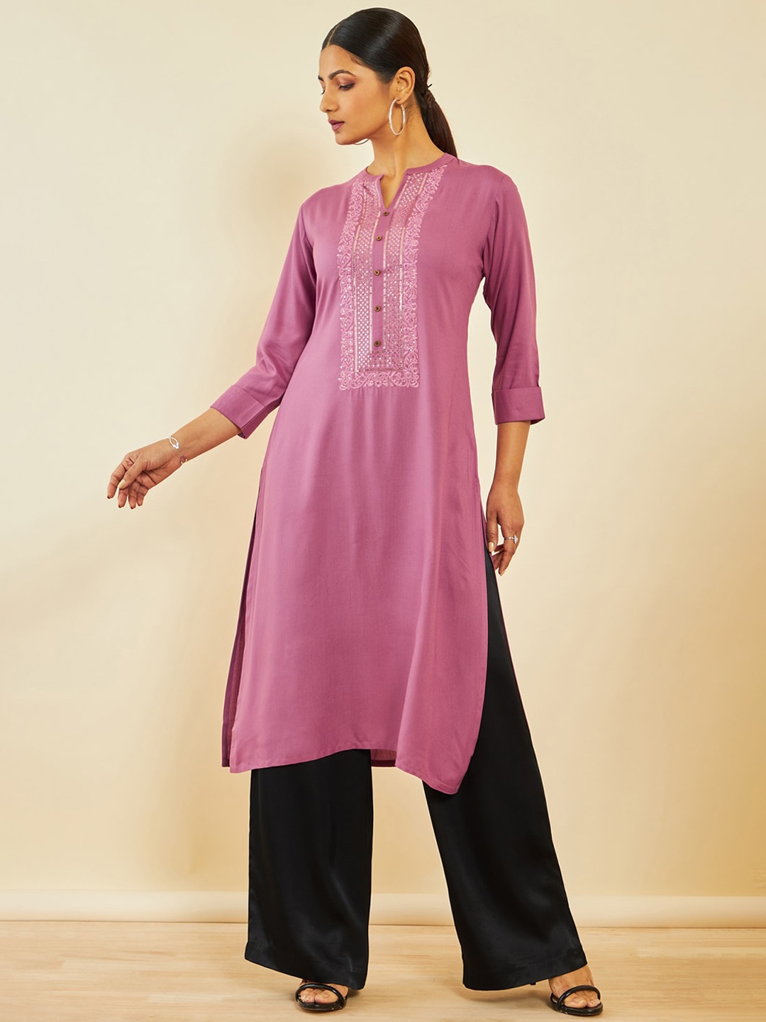 

Soch Ethnic Motifs Embroidered Sequinned Kurta, Pink