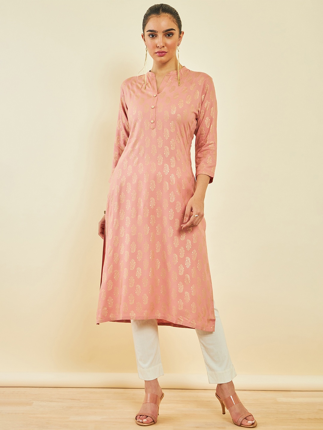 

Soch Ethnic Motifs Printed Mandarin Collar Straight Kurta, Peach