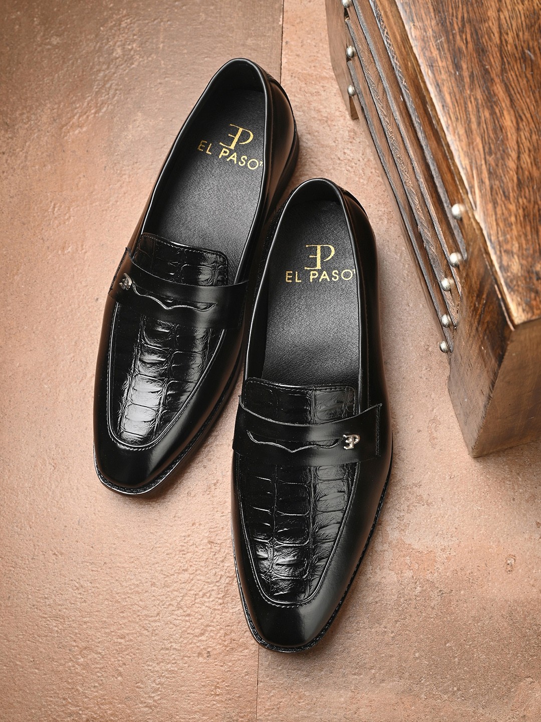 

El Paso Men Textured Formal Loafers, Black