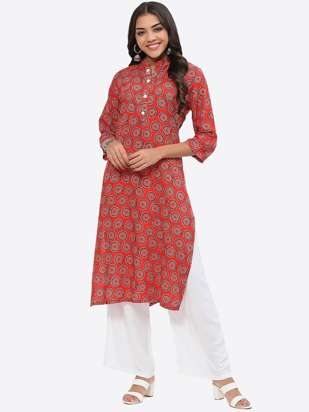 

Kurti's by Menka Floral Printed Mandarin Collar Regular Kurta, Red