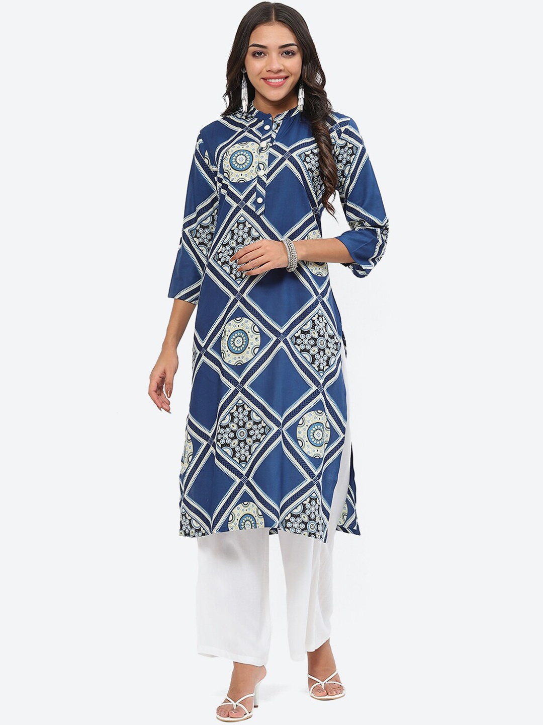 

Kurti's by Menka Geometric Printed Mandarin Collar Kurta, Blue