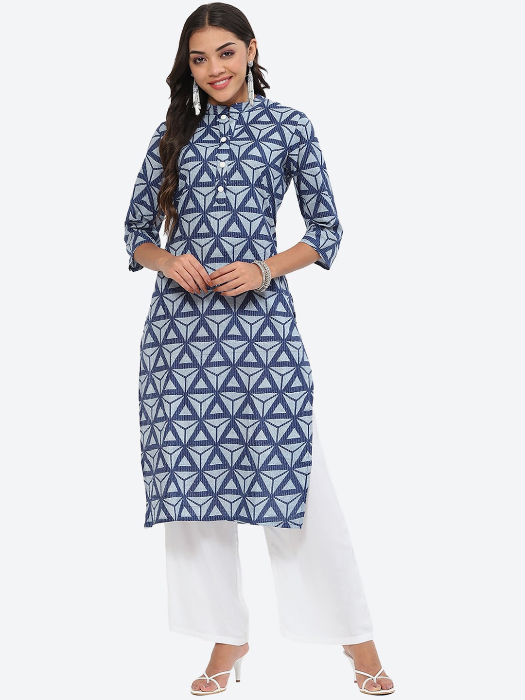 

Kurti's by Menka Geometric Printed Mandarin Collar Kurta, Navy blue