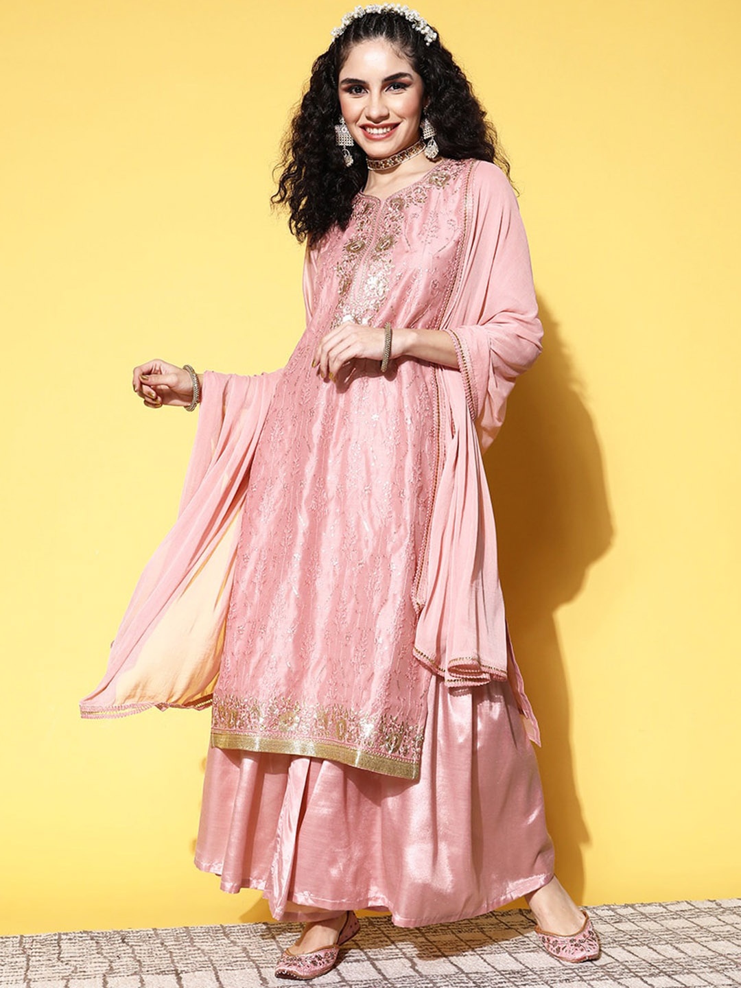 

Ishin Floral Embroidered Regular Sequinned Chanderi Silk Kurta With Sharara & Dupatta, Mauve