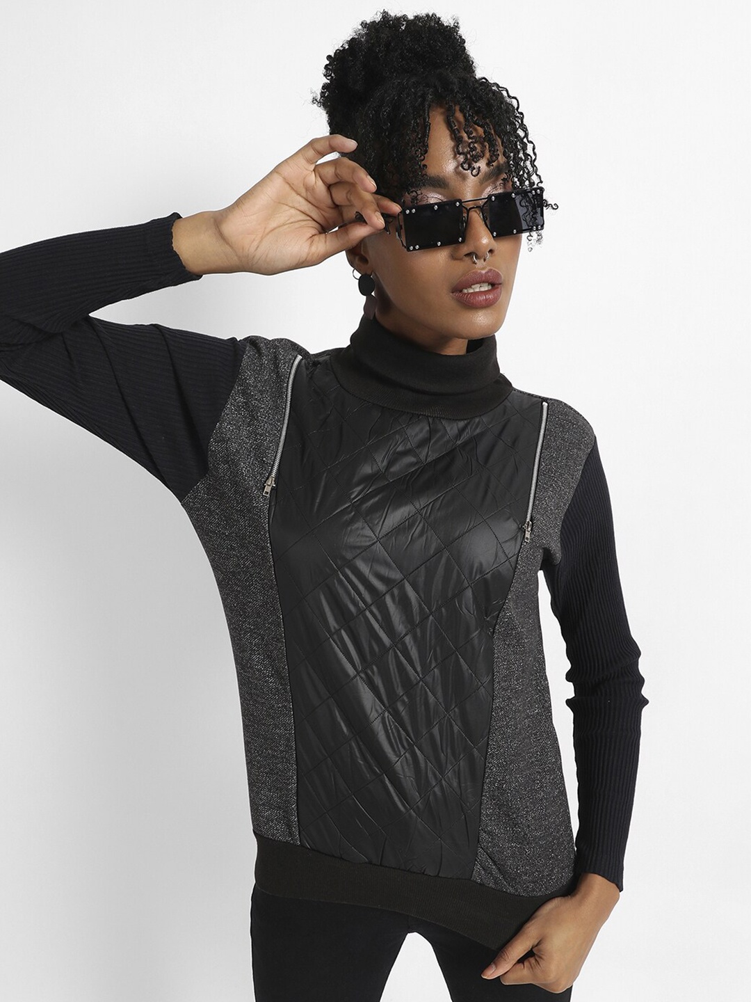 

Campus Sutra Colourblocked Turtle Neck Cotton Pullover Sweatshirt, Black