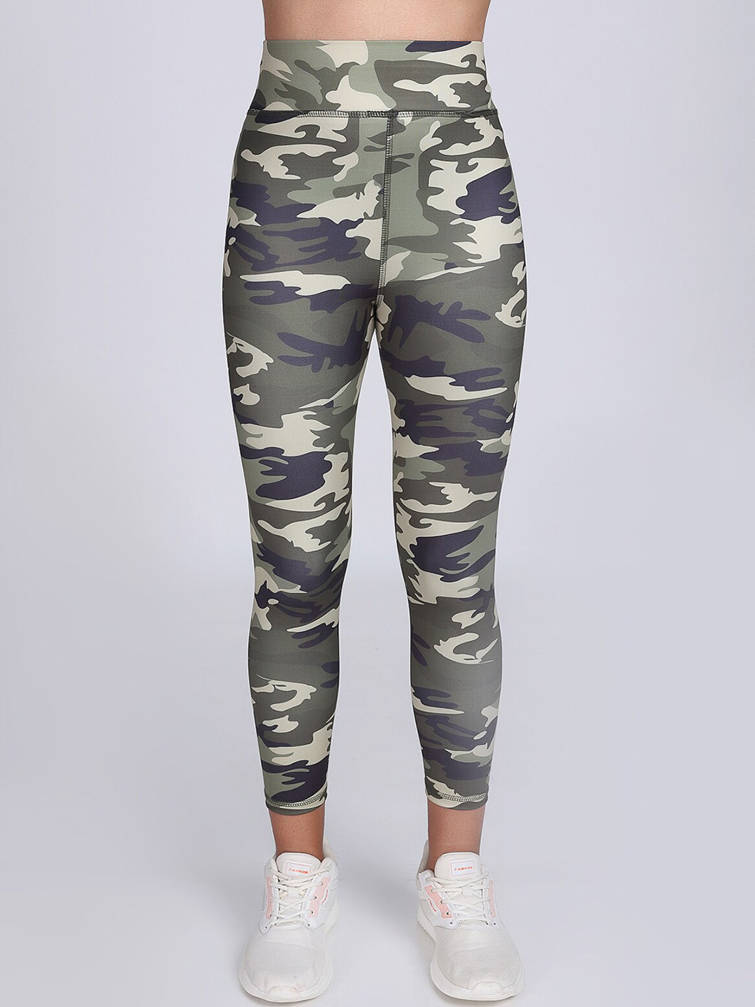 

Apraa & Parma Women Camouflage Printed Dry-Fit Ankle Length Tights, Olive