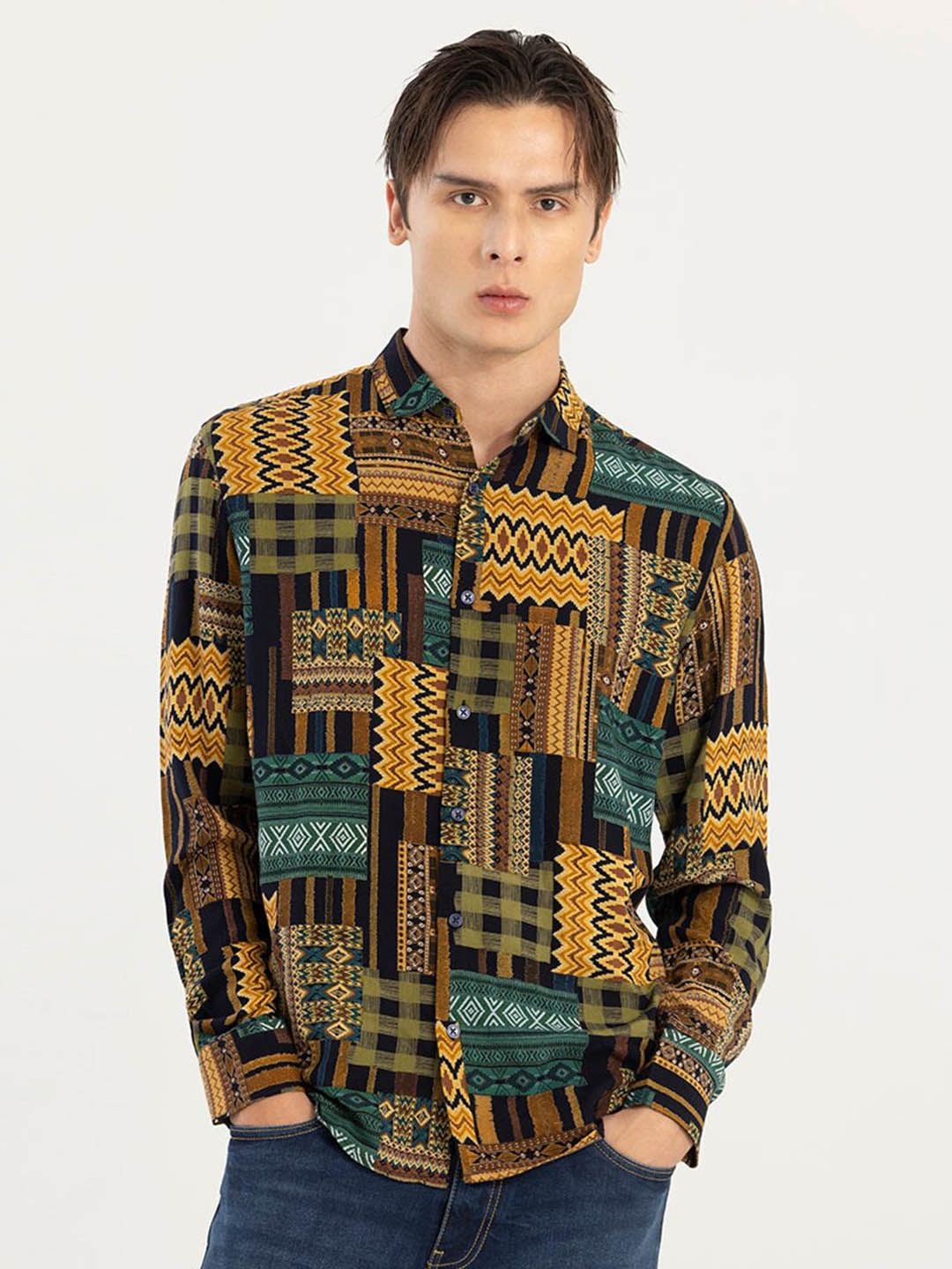 

Snitch Abstract Printed Spread Collar Long Sleeves Casual Shirt, Green