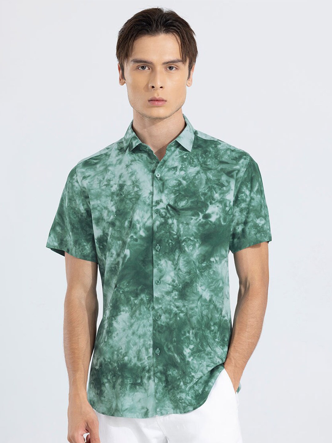 

Snitch Men Tie & Dye Printed Casual Shirt, Green