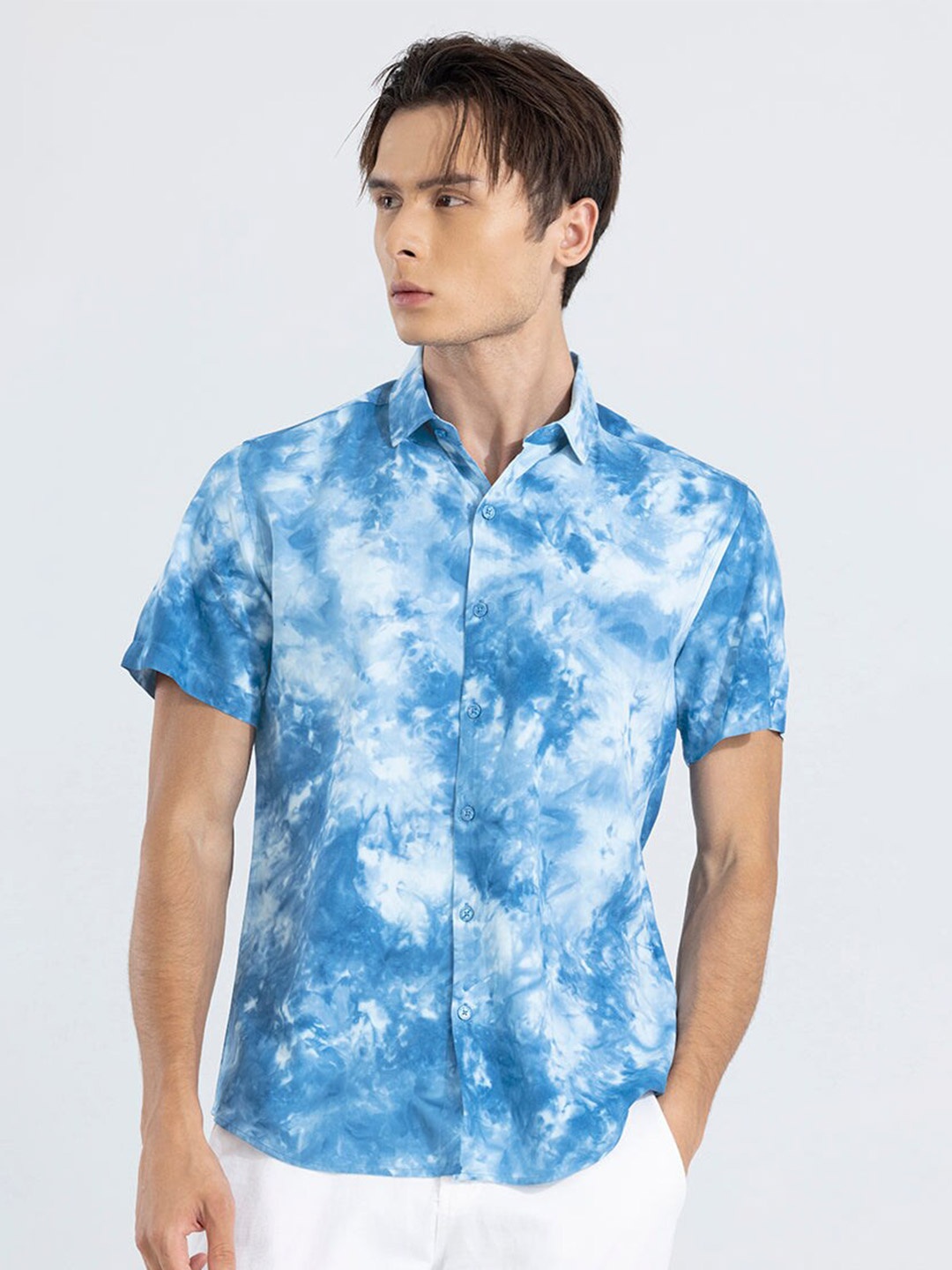 

Snitch Abstract Printed Spread Collar Casual Shirt, Blue