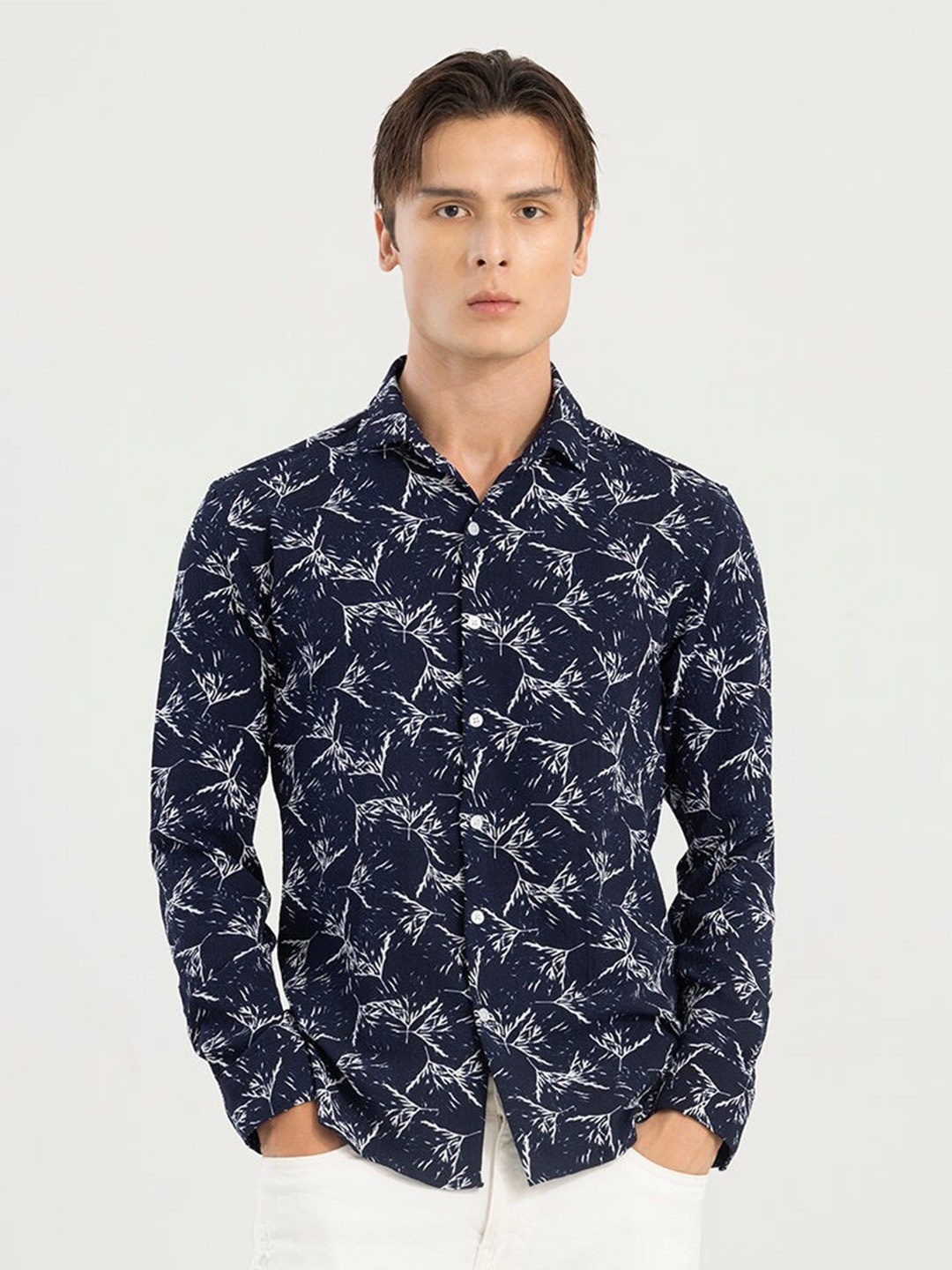 

Snitch Slim Fit Conversational Printed Spread Collar Cotton Casual Shirt, Navy blue