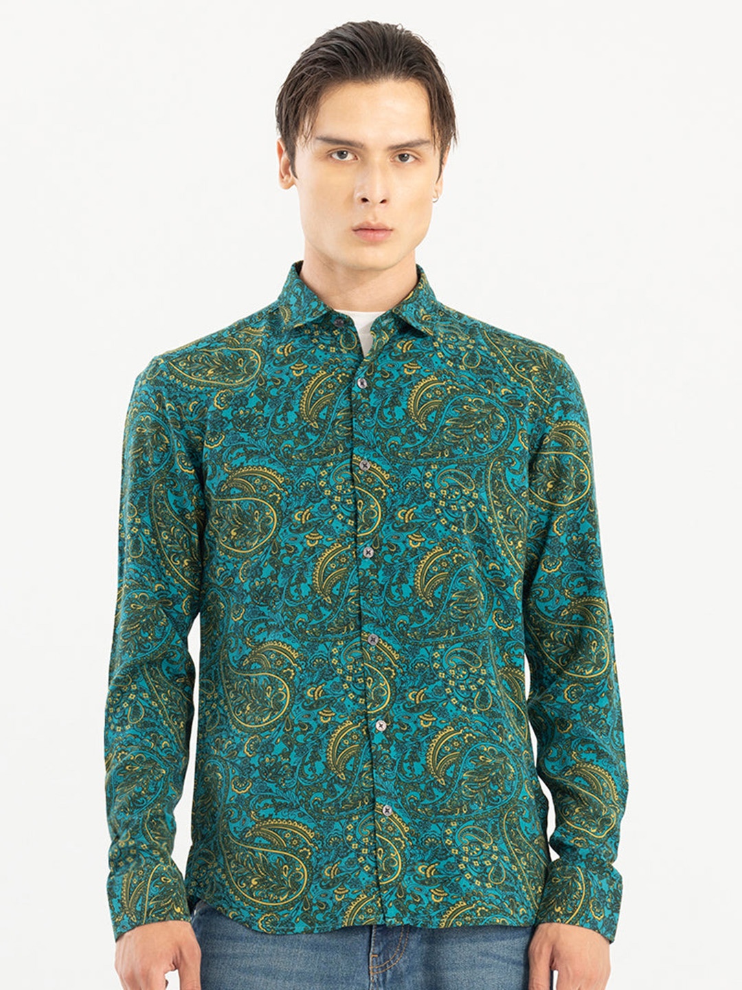 

Snitch Paisley Printed Slim Fit Casual Shirt, Green