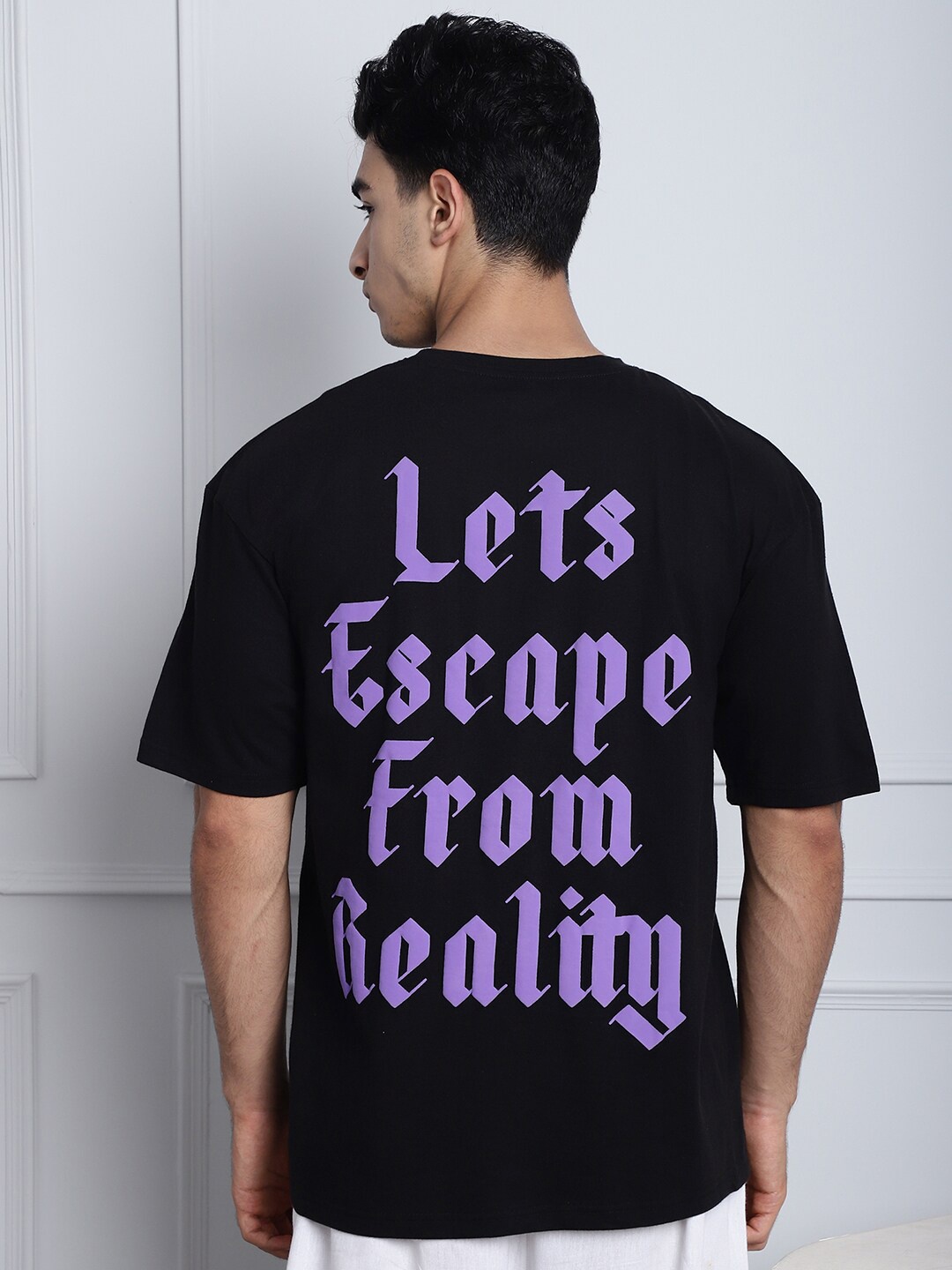 

DOOR74 Typography Printed Drop-Shoulder Sleeves Oversized Cotton T-shirt, Black