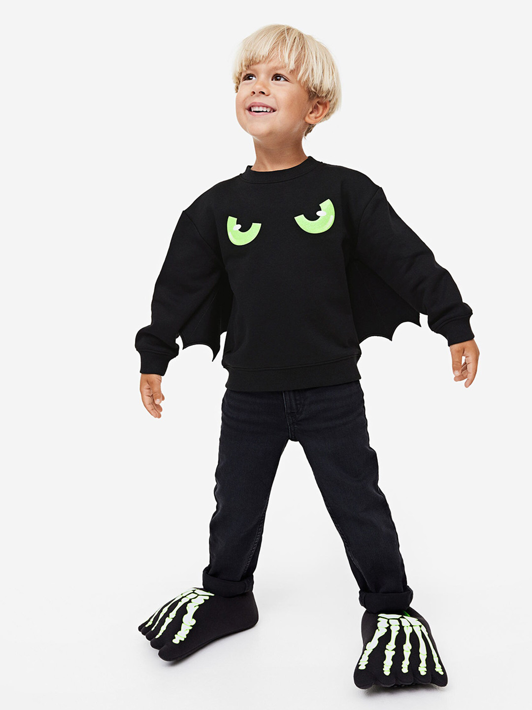

H&M Boys Appliqud Sweatshirt, Black