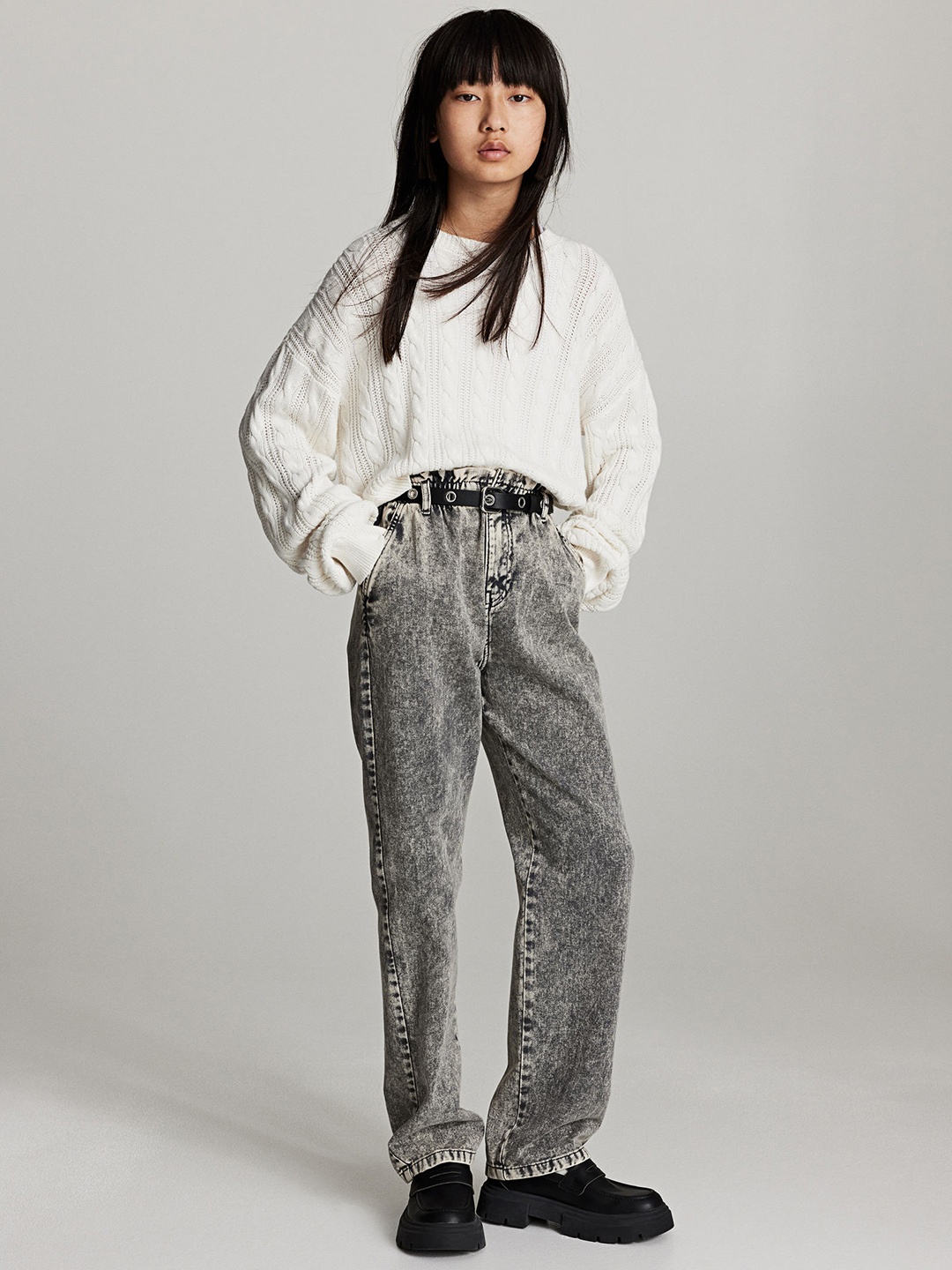 

H&M Girls Pure Cotton Relaxed Fit Jeans, Grey