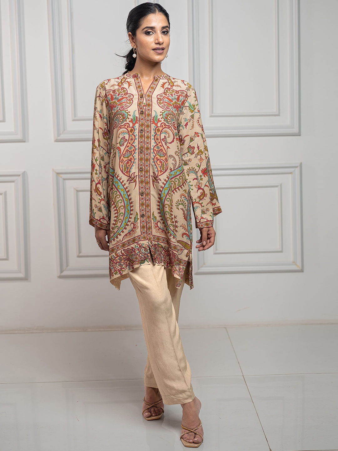 

INCHING INDIA Ethnic Motifs Printed Kurta With Trousers, Beige