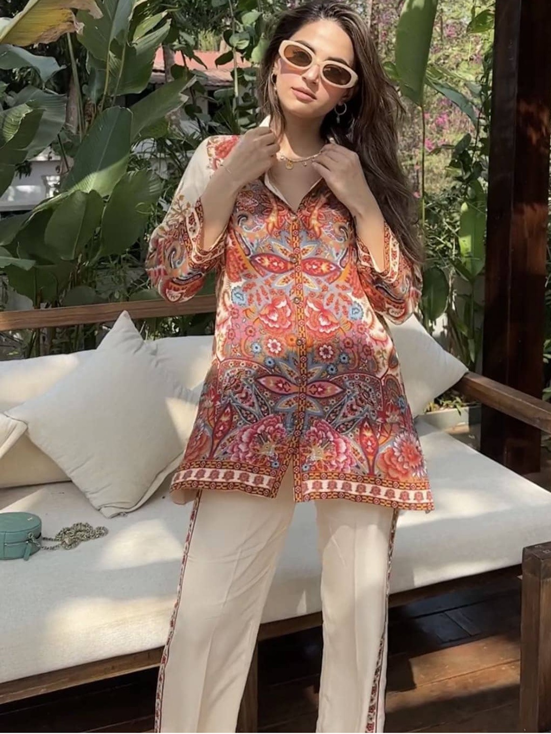 

INCHING INDIA Floral Printed Shirt With Slip-On Trousers Co-Ords, Orange