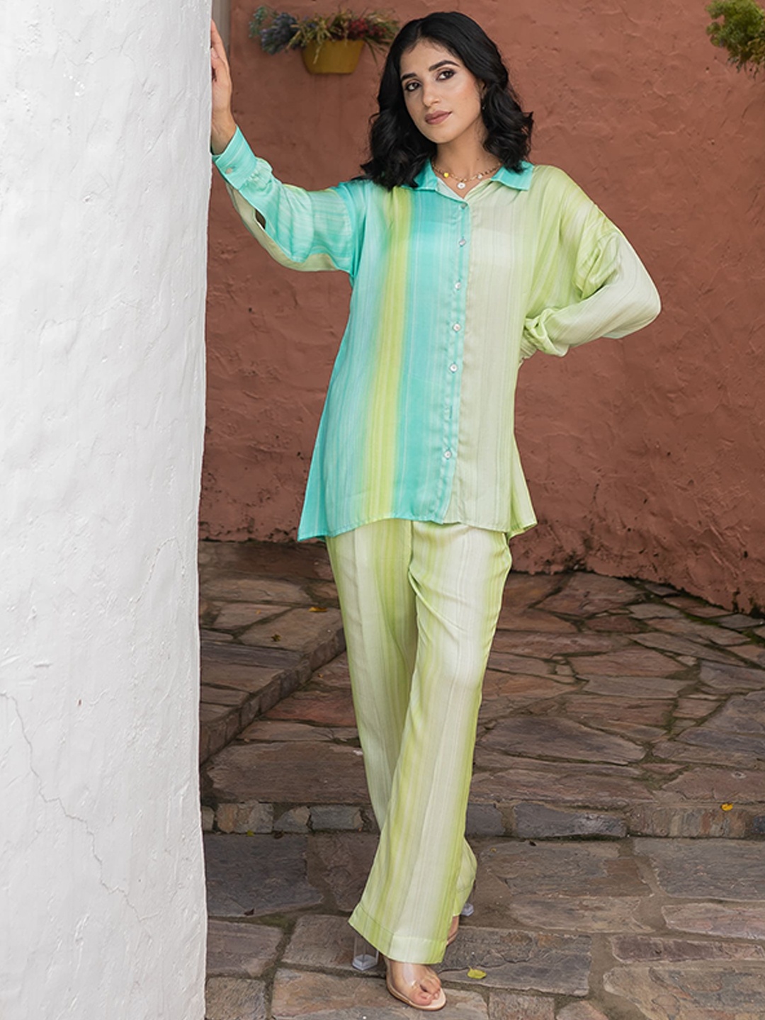 

INCHING INDIA Ombre Tie-Dye Shirt & Trouser Co-Ords, Green