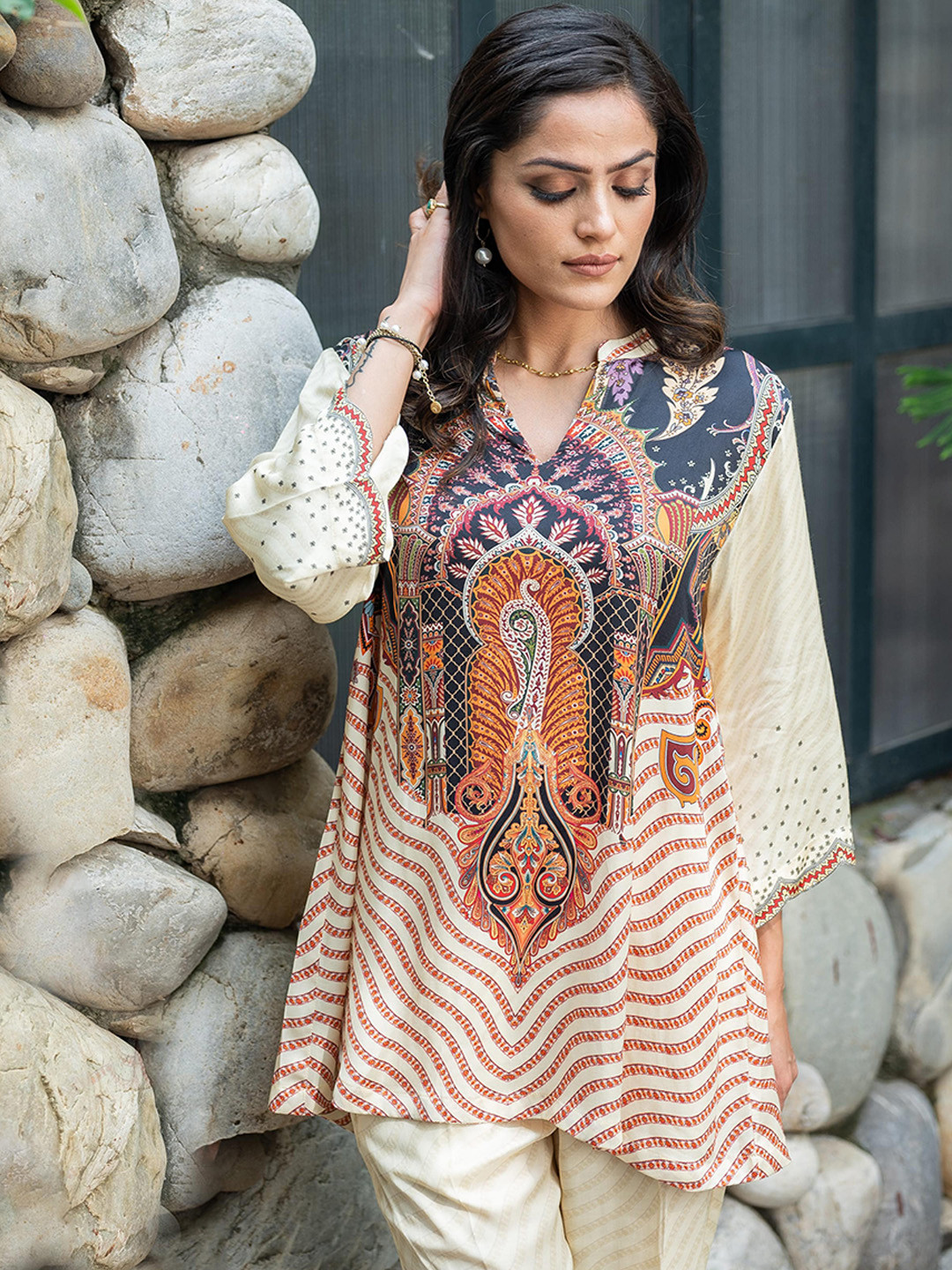 

INCHING INDIA Ethnic Motifs Printed Mandarin Collar Top & Trousers Co-Ords, Cream