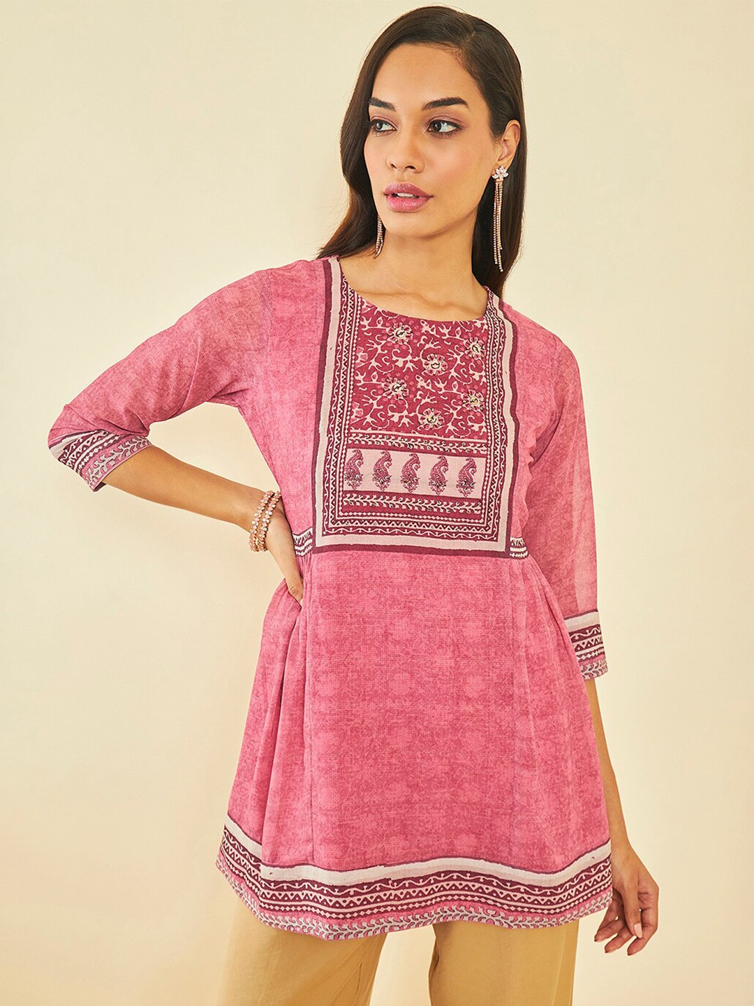 

Soch Floral Printed A-Line Kurti, Coral