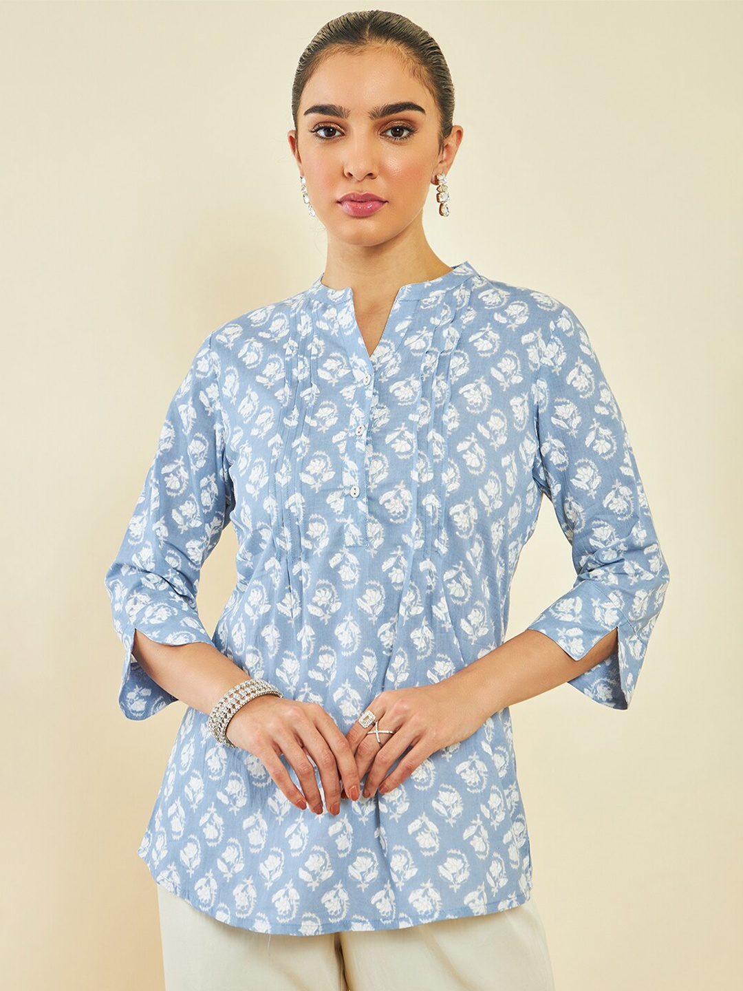 

Soch Floral Printed Mandarin Collar Pure Cotton Straight Kurti, Blue