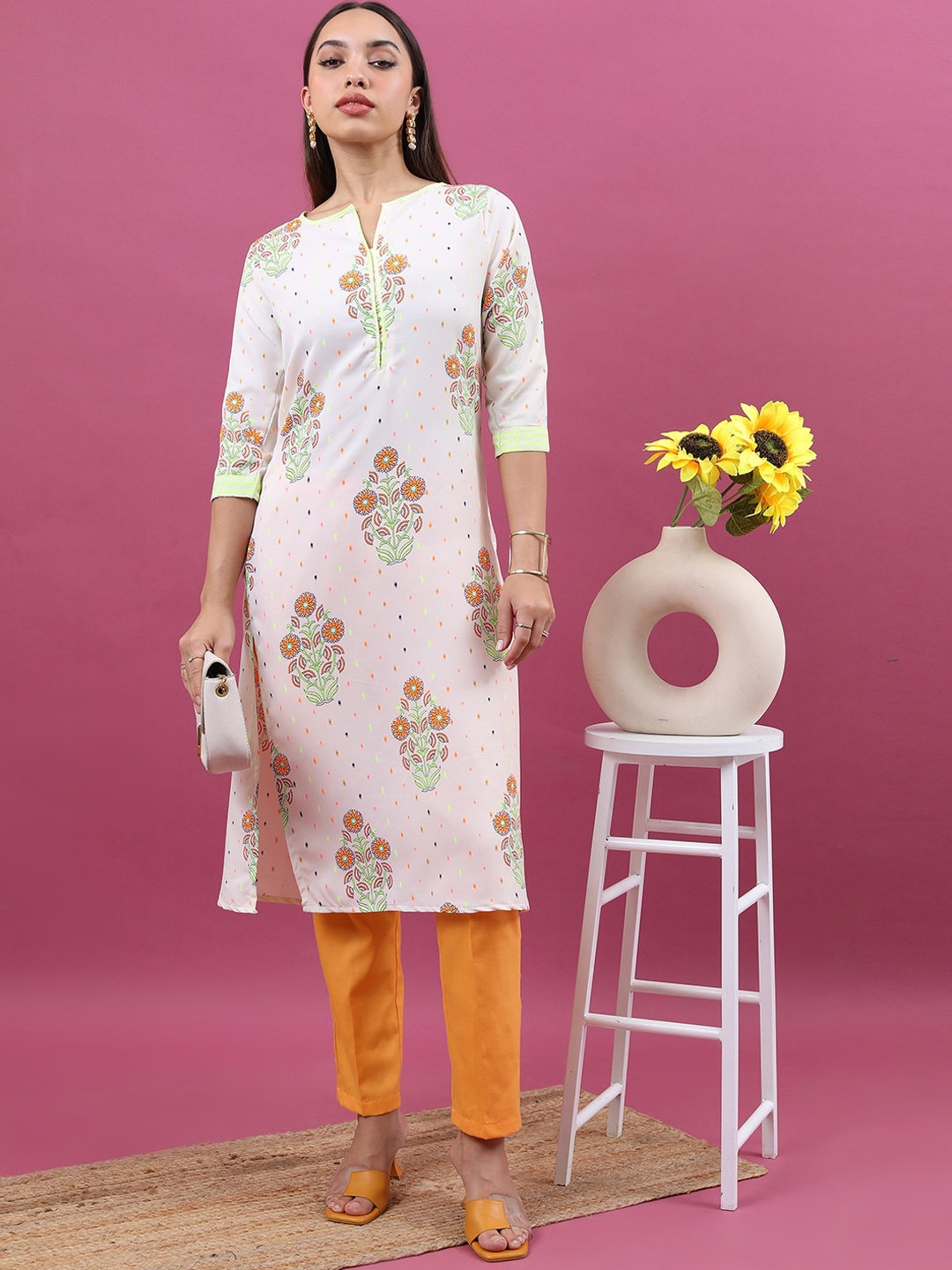 Vishudh Floral Printed Notched Round Neck Straight Kurta, Off white