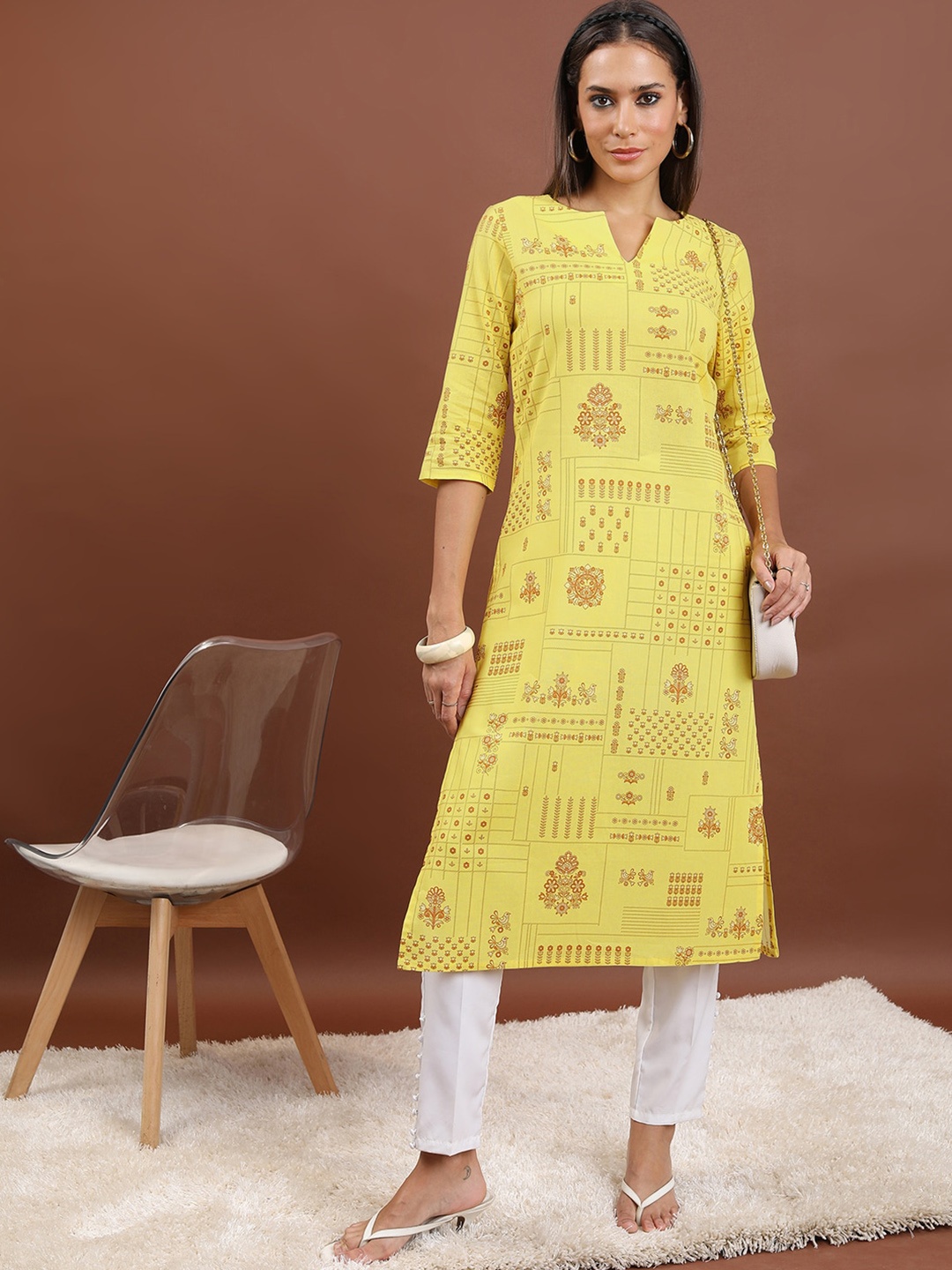 

Vishudh Ethnic Motifs Printed Straight Regular Cotton Kurta, Yellow