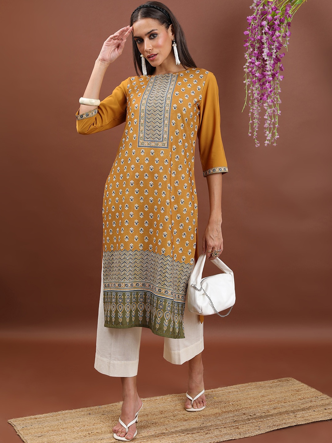 

Vishudh Ethnic Motifs Printed Straight Regular Kurta, Mustard