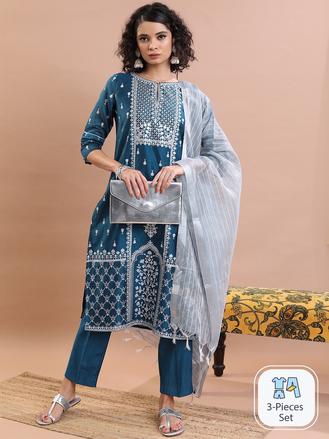 

Vishudh Ethnic Motifs Printed Straight Kurta & Trousers With Dupatta, Blue