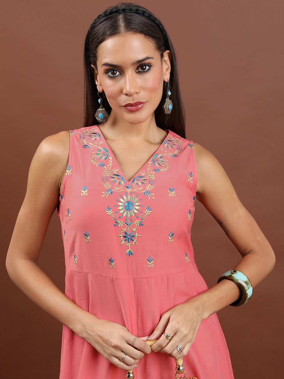 

Vishudh Floral Embroidered Jumpsuit, Peach