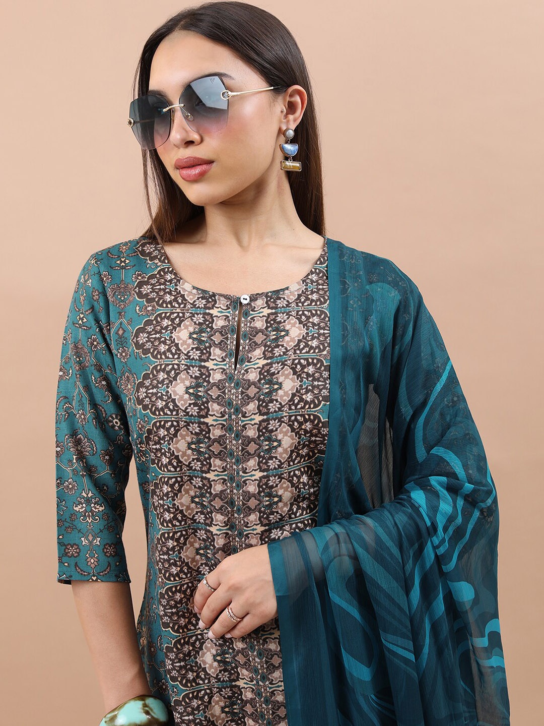 

Vishudh Ethnic Motifs Printed Kurta & Trousers With Dupatta, Turquoise blue