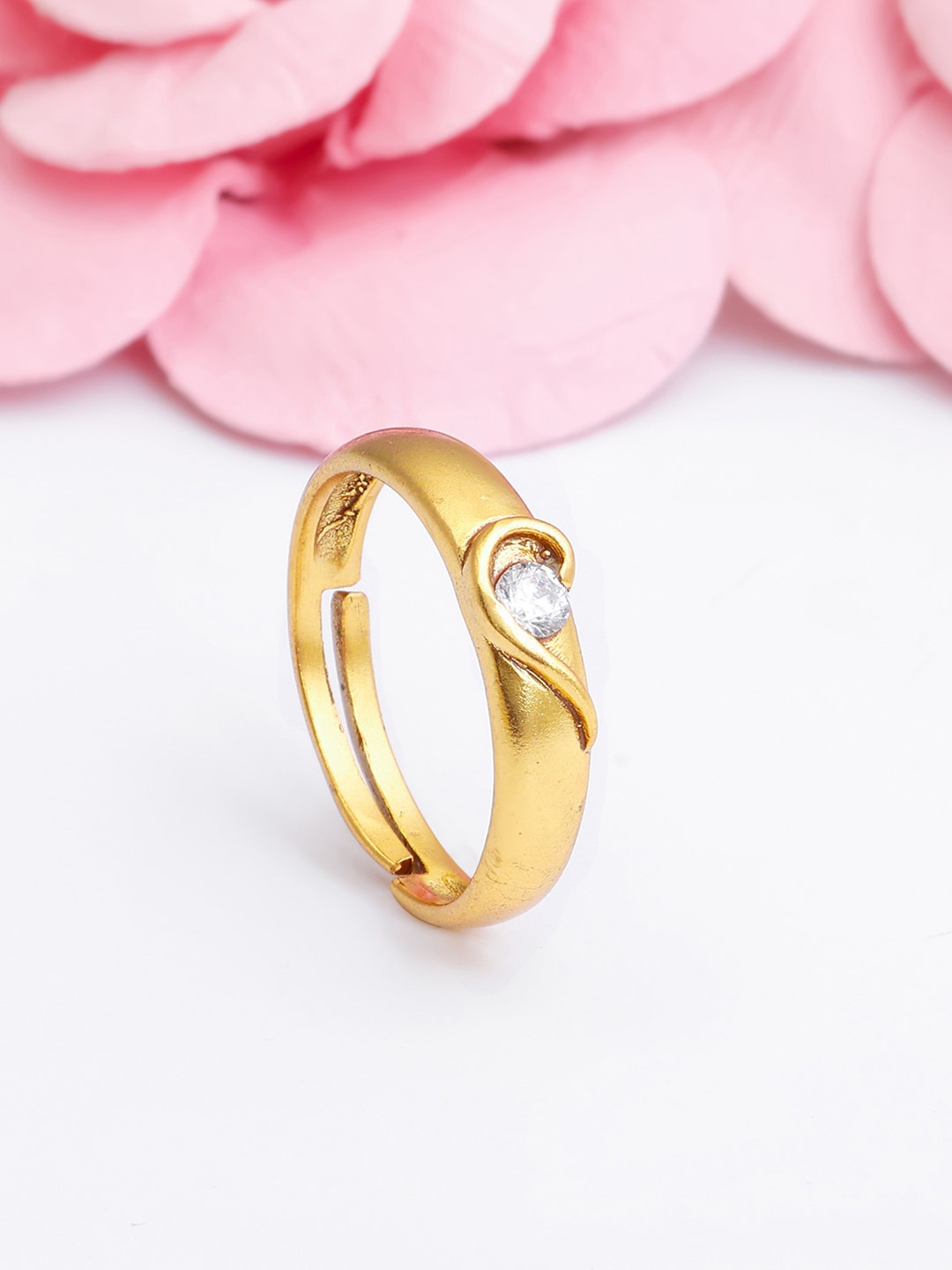 

GIVA 925 Sterling Silver Gold-Plated CZ-Studded Finger Ring
