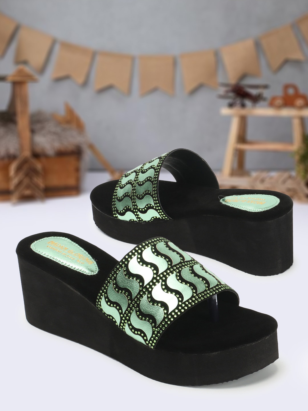 

madam glorious Embellished Flatform Heels, Green