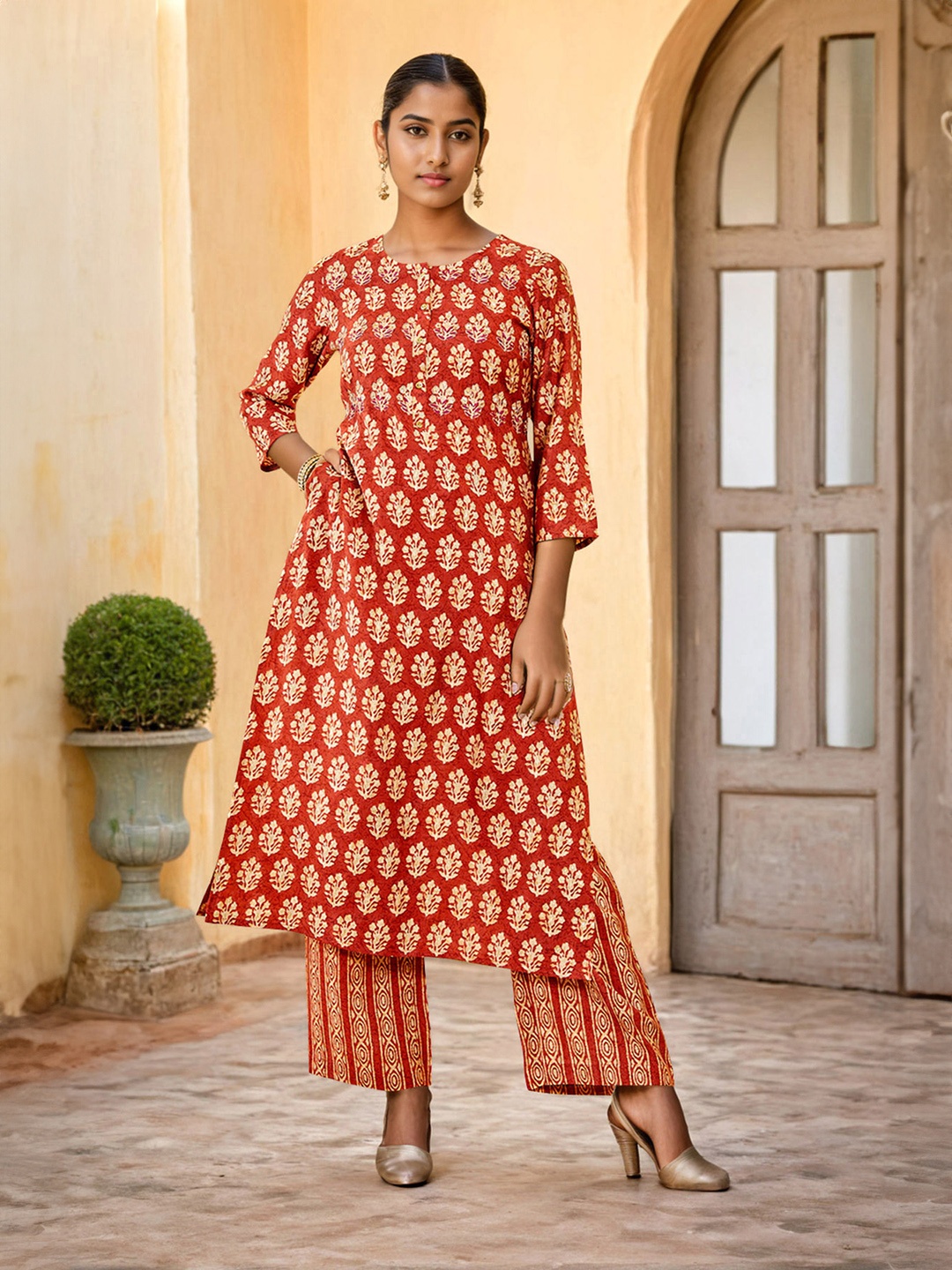 

Soch Floral Printed Sequinned Kurta With Palazzos, Rust