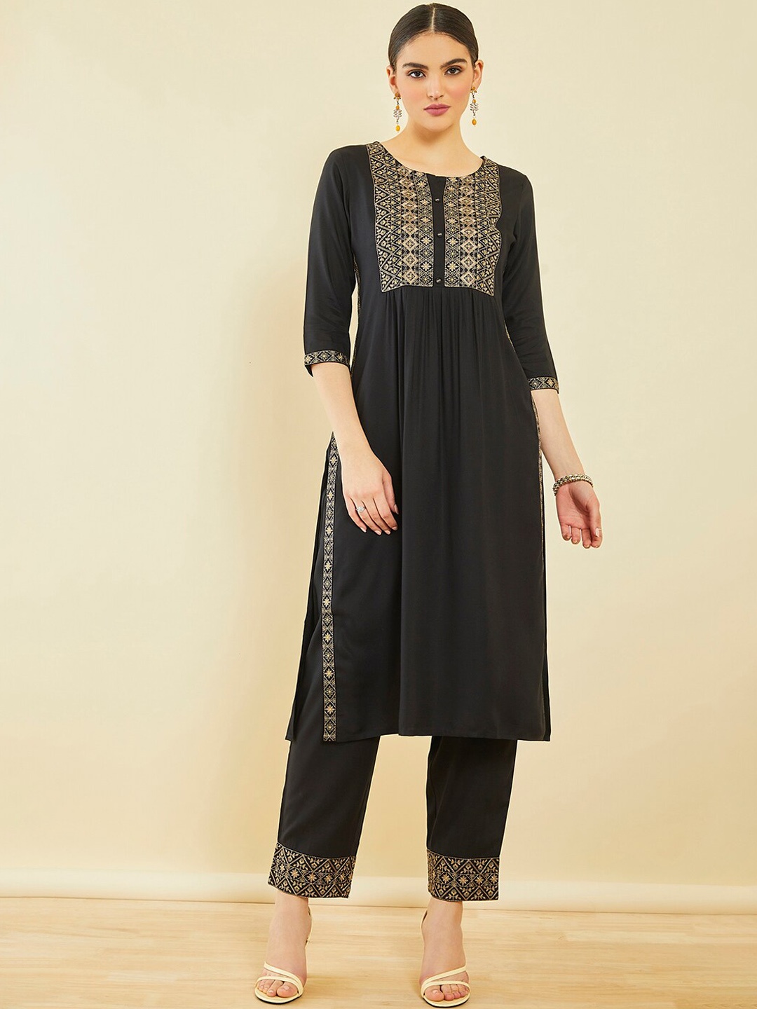 

Soch Ethnic Motifs Yoke Design Pleated Thread Work Straight Kurta with Trousers, Black