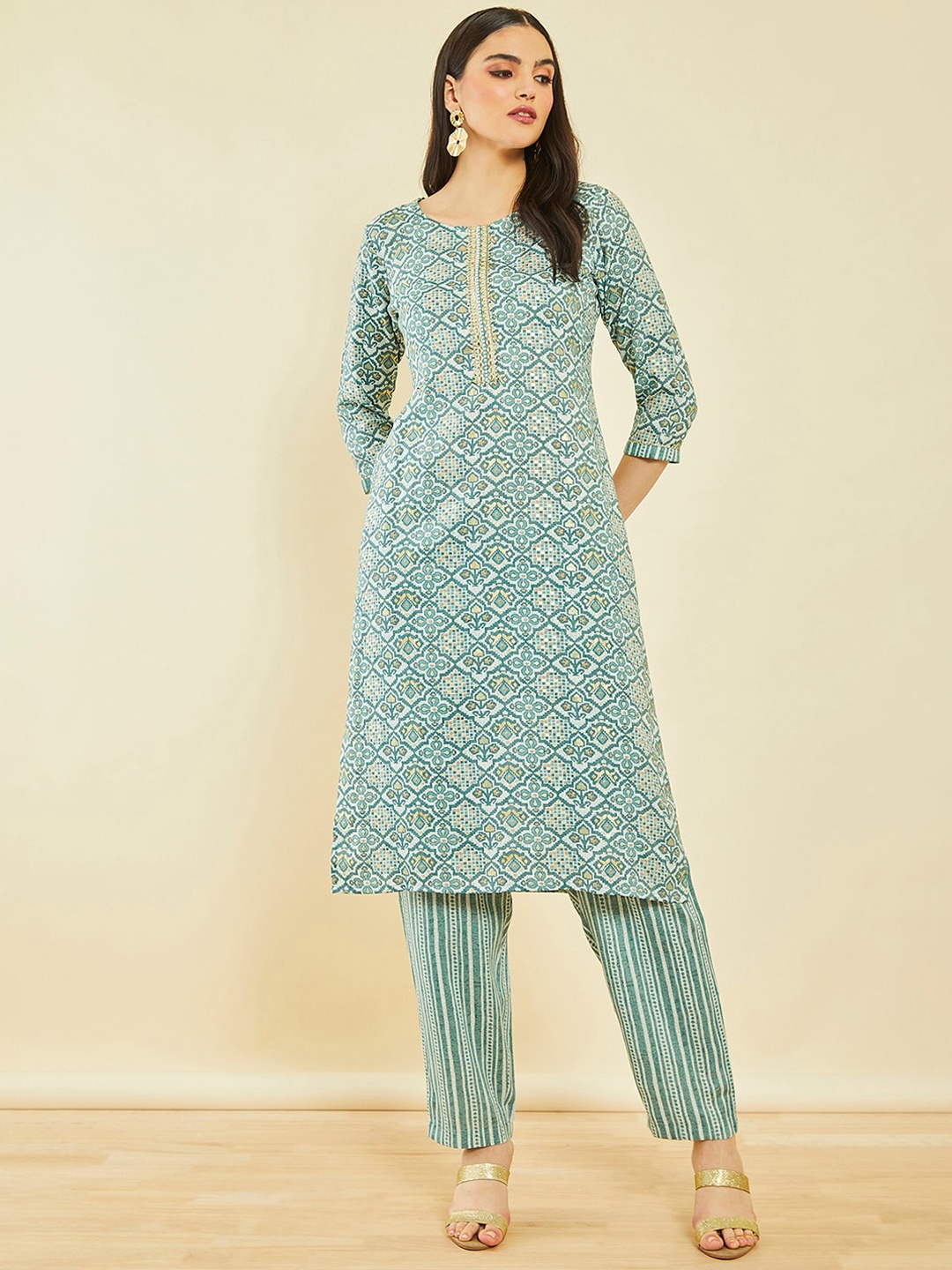 

Soch Ethnic Motifs Printed Regular Gotta Patti Kurta with Trousers, Teal