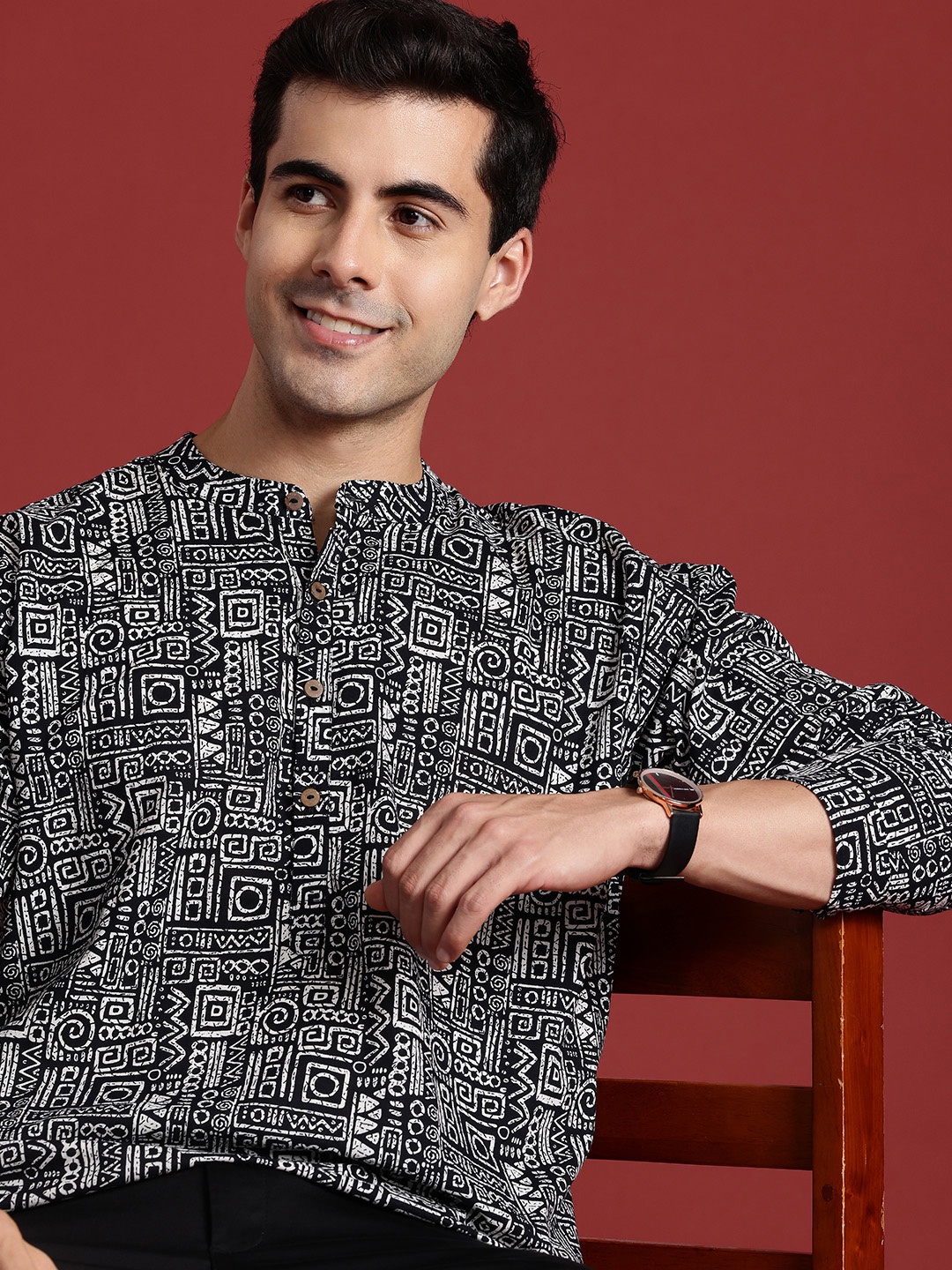 

Anouk Men Geometric Printed Mandarin Collar Kurta, Black