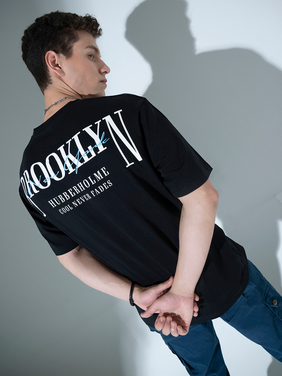 

Hubberholme Relaxed Fit Typography Printed Drop-Shoulder Sleeves Cotton Oversized T-shirt, Black