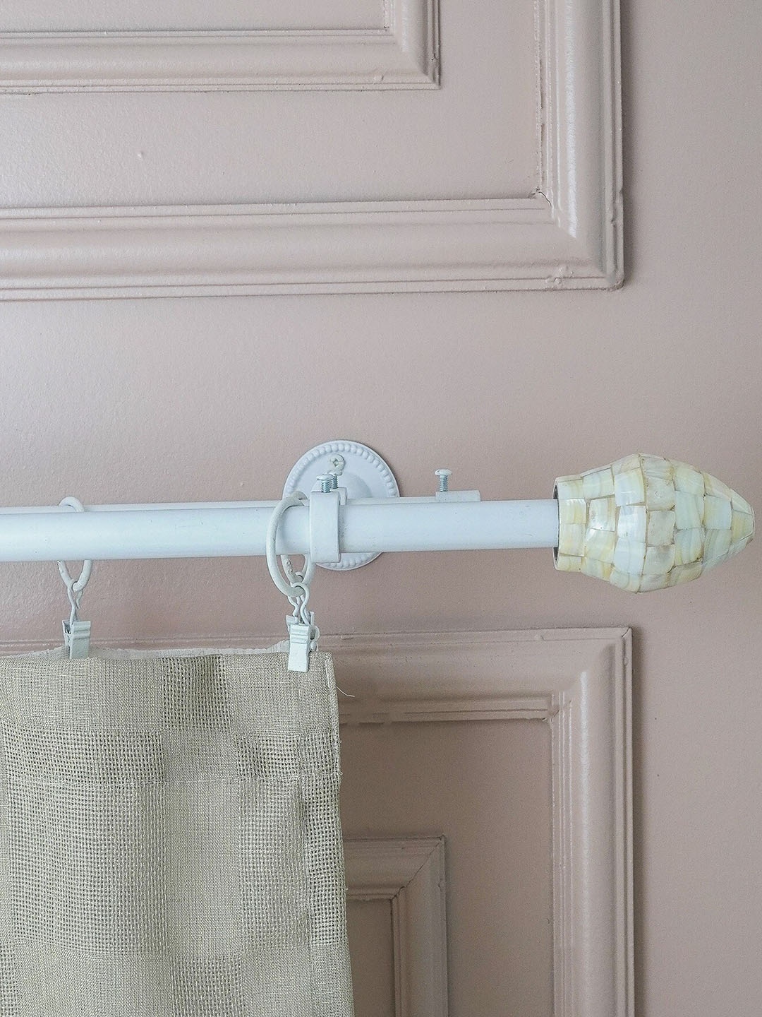 

The Decor Mart White Iron Curtain Rods With Brackets