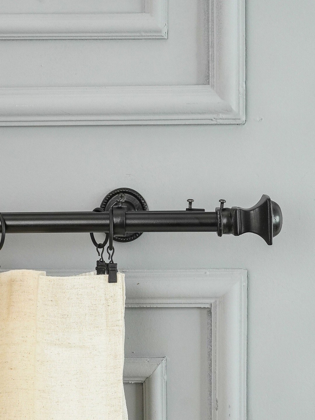 

The Decor Mart Black Iron Curtain Rods With Brackets